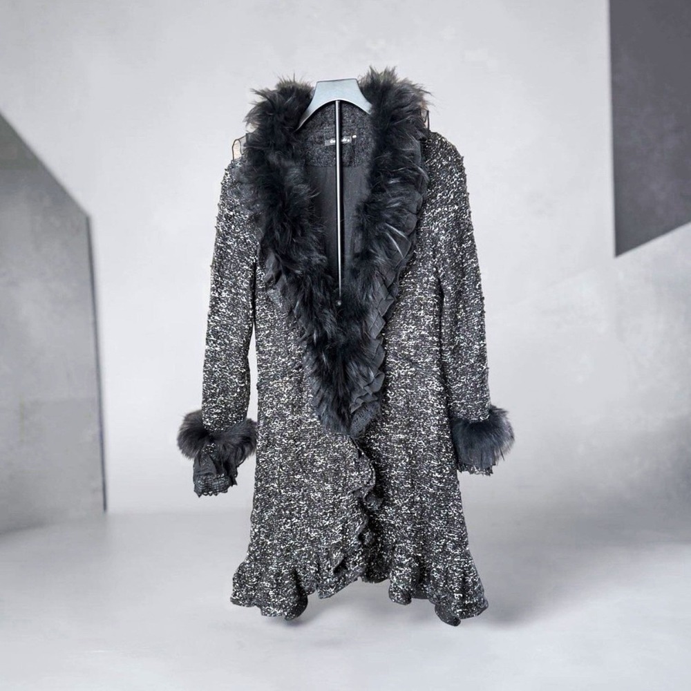 Dolce Cabo Black/Gray Raccoon Fur Trim Ruffle Hem Overcoat Women's M Button